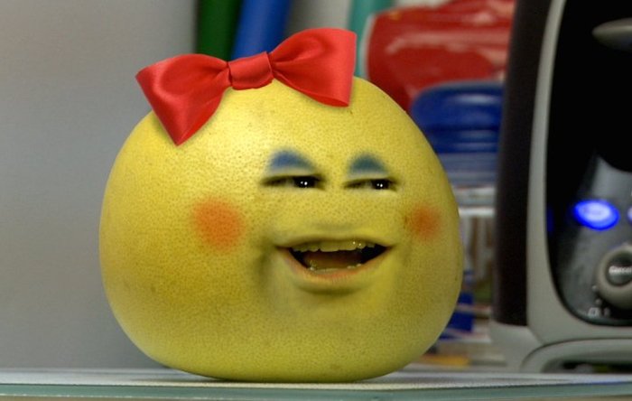 Click the \'\'like\'\' button if you think Grapefruit\'s Sister looks like Ms. Pac-Man! HAHAHA!