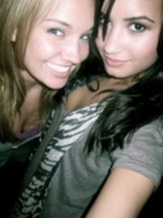 me and demi[love so much]