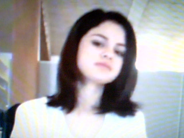 Selena Gomez Live Chat (57)