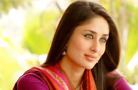 kareena-kapoor-offered-rs-10-crore-for-17006
