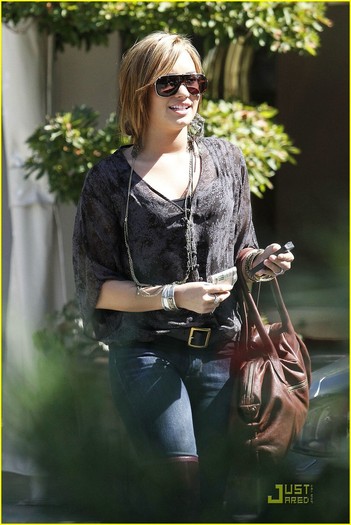 demi-lovato-purple-boots-07 - In Bverly Hills