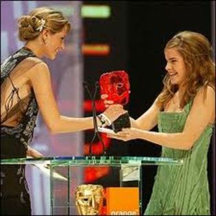 BAFTA awards 2005 - Emma at AWARDS ceremonies