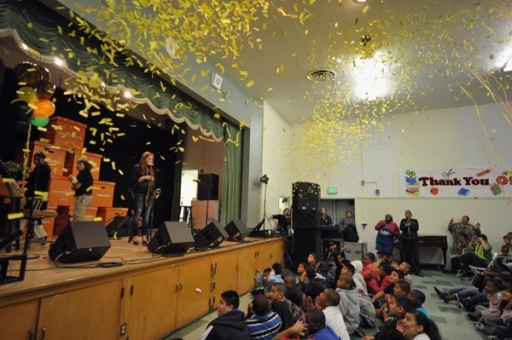 normal_MQ004 - Performing at an Elementary School