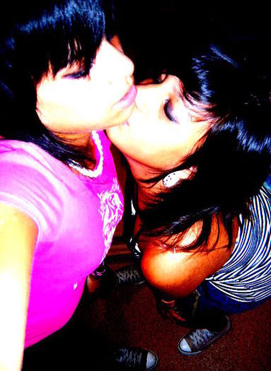 me and Diana :X:X:X I`m .. kiss