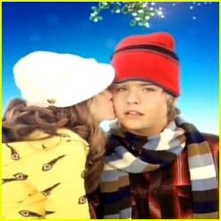 debby-ryan-dylan-sprouse-mistletoe-magic-dylan-sprouse-cole-sprouse-olsen-twins-news-3f8d962c31697c1