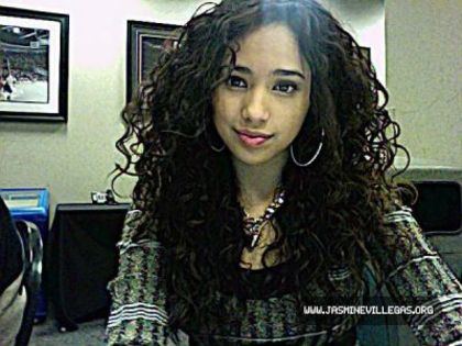 Jasmine Villegas Personal Photos (49)