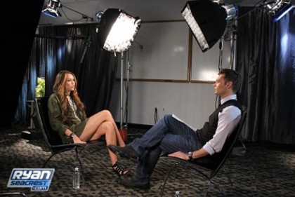 2010 Discussing Cant Be Tamed Music Video with Ryan Seacrest