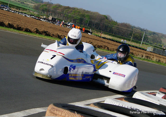 IMGP5700 - East Fortune April 2009 Sidecars