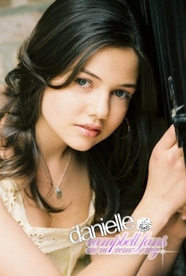 normal_daniellecampbell2~3