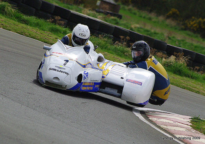 IMGP5339 - East Fortune April 2009 Sidecars