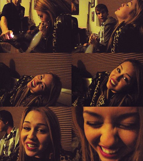 tumblr_mgf8xiYpCs1s2286bo1_500 - Miley Cyrus