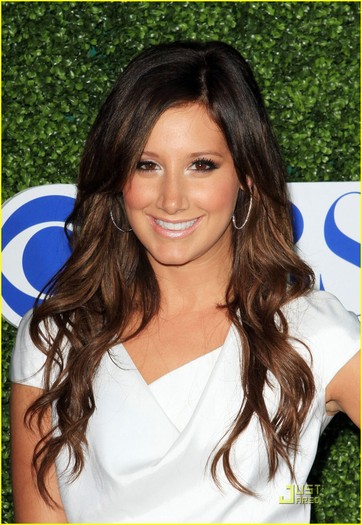 ashley-tisdale-cw-party-07