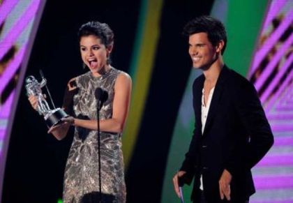 normal_062 - Selena Gomez Award Shows 2O11 VMA MTV Video Music Awards