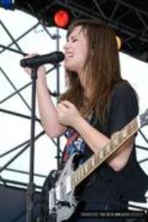 9 - Demi at 2008 Fam Jams Day 2