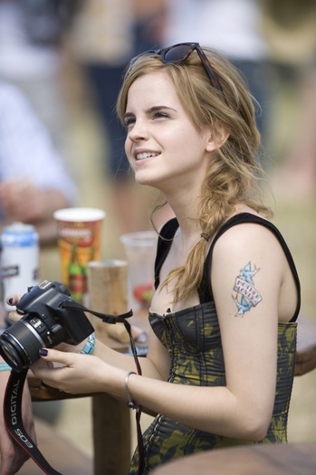 girls-with-cameras-19_large - x - Emma Watson - x