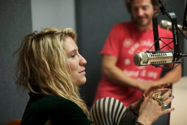 KIIS FM IN L.A. WIFF THE DR (6)
