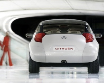 Citroen_c-airplay_56