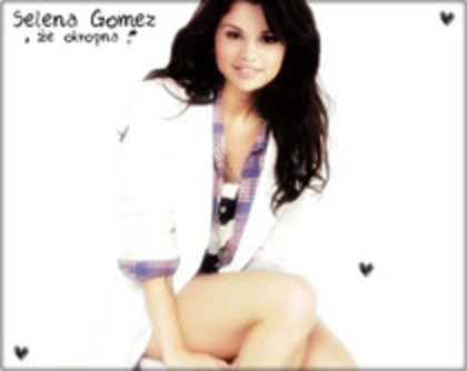 40257676_HBLWWQOVN - Selena Gomez