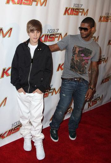 Justin Bieber at KissFM 6