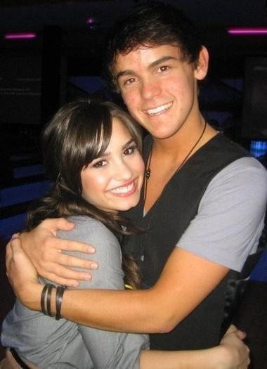 normal_03 - Demi and Liam