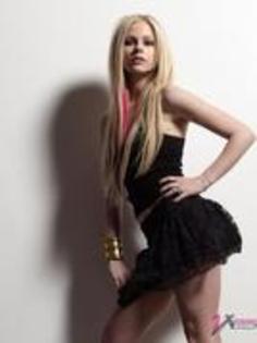 10262799_EBGDMLJSD - Avril  Lavigne