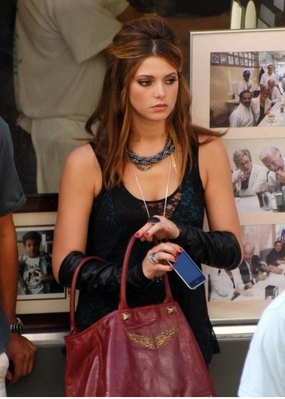 normal_009~132 - x - Ashley Greene - x