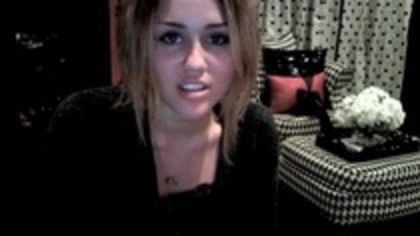 Miley Cyrus - Everything (117)