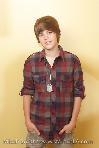 2 - x_Justin_Bieber_Photoshoot_7_x