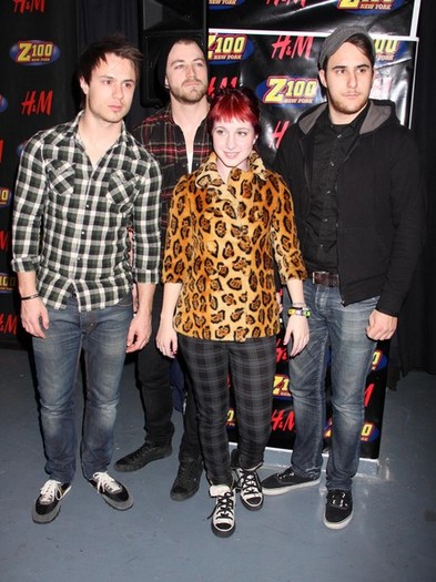 Z100+Jingle+Ball+2008+Presented+H+-TXnQWuHZ3yl