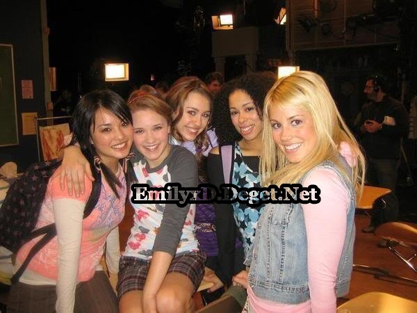 Friends - Backstage Hannah Montana