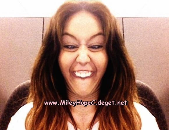 Taadaam.Here issss Miley Cyrus! Yep\'.Funny pic.=]]