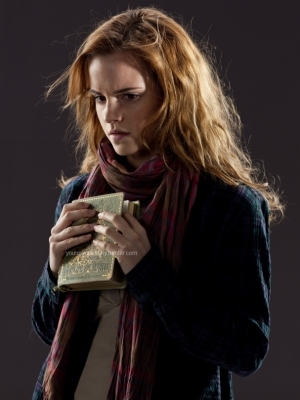 normal_07 - Photoshoot for deathly hallows part1