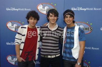 4 - 2007 Disney Channel Games