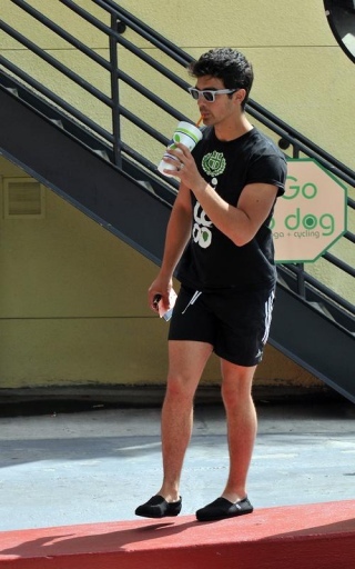 normal_joe-jonas-032010-1 - JOE-Out at The Bodyshop in West Hollywood