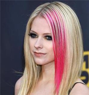 avril+lavigne_855_18470943_0_0_7010394_300