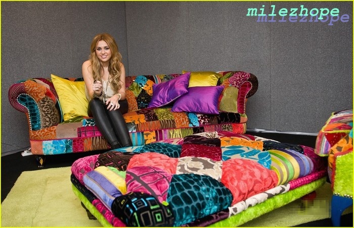 miley-009863 (23)