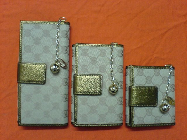 2011983133528279330 - Gucci wallets