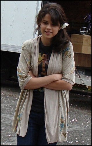 Selena  (16)