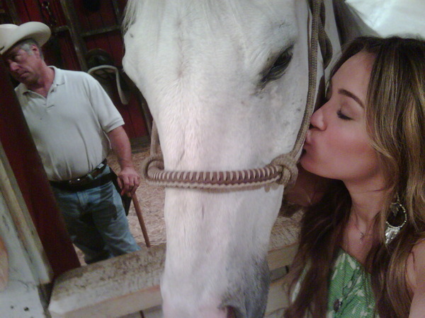 I love my horse! - Proof that I am Miley
