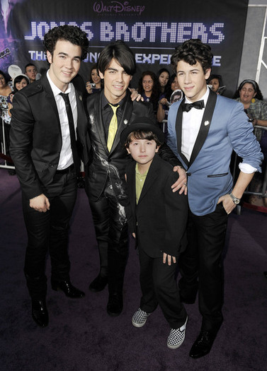 Walt+Disney+Pictures+Jonas+Brothers+3D+Concert+63GI6LmEKApl