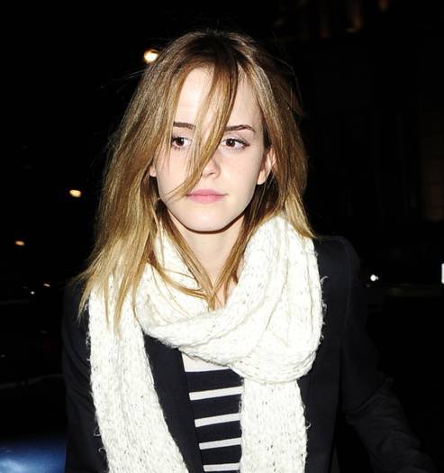 10 - x - Emma Watson - x