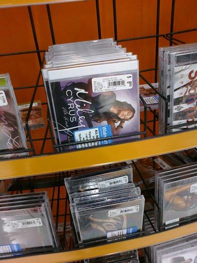 My Cd on the Los Angeles Mall