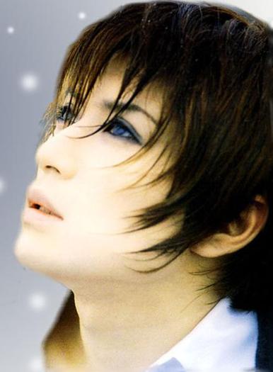 GACKT (2)