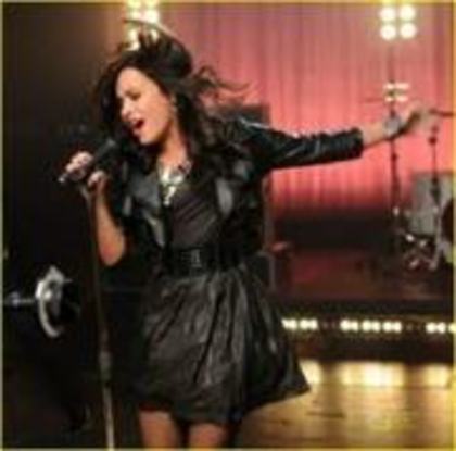 DIQKMDTPVFXFVSICCPS - demi lovato