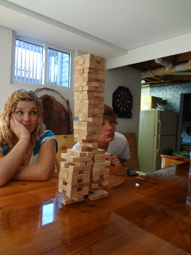 Pool Party and Jenga with friends (8) - Pool Party and Jenga with Friends