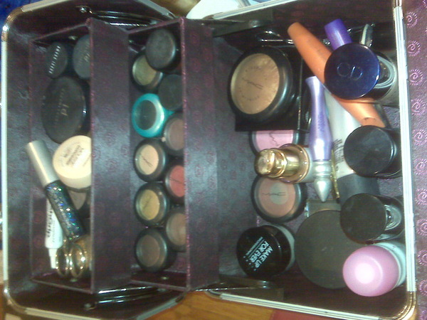 Apparently its not normal,breaking the habit&organizing that ish(before&after) - my makeup