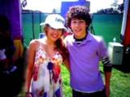 me and nick - miley cyrus me rare pictures