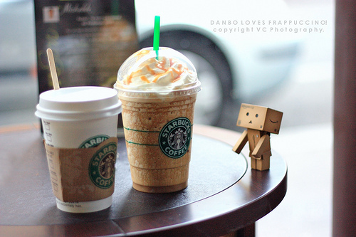 danbo love starbucks