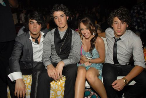 Me and The Jonas Brothers - Some friends