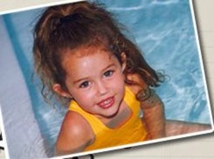 Miley Cyrus - Younger (11)